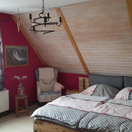 아파트 Im Traumhaus *